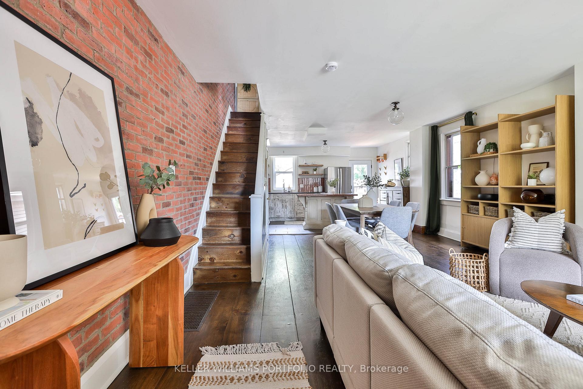 Photo 3 of 28 Pryor Avenue, Toronto, Weston-Pellam Park — HOMEH