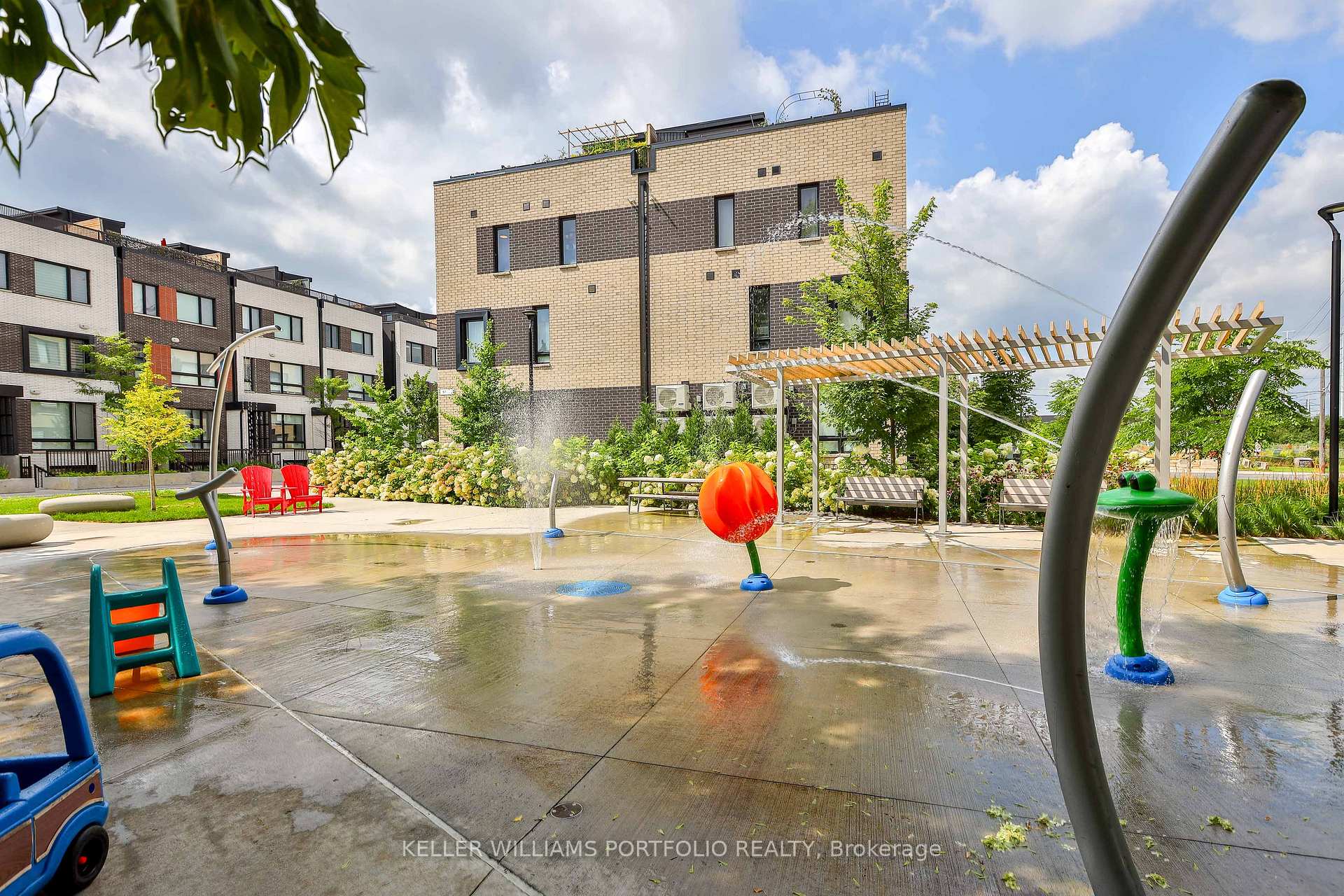 Photo 33 of 28 Pryor Avenue, Toronto, Weston-Pellam Park — HOMEH