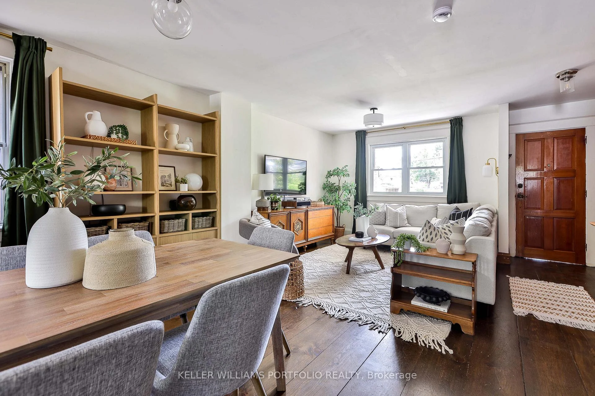 Photo 11 of 28 Pryor Avenue, Toronto, Weston-Pellam Park — HOMEH