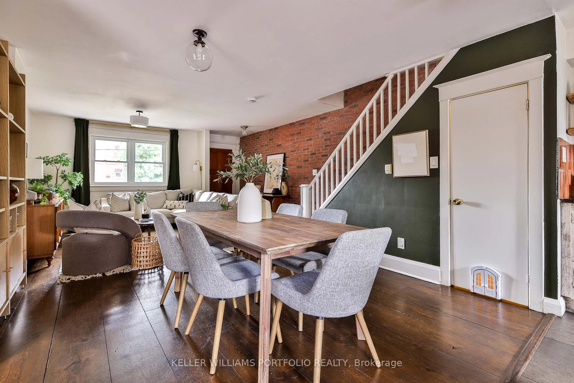 Photo 13 of 28 Pryor Avenue, Toronto, Weston-Pellam Park — HOMEH