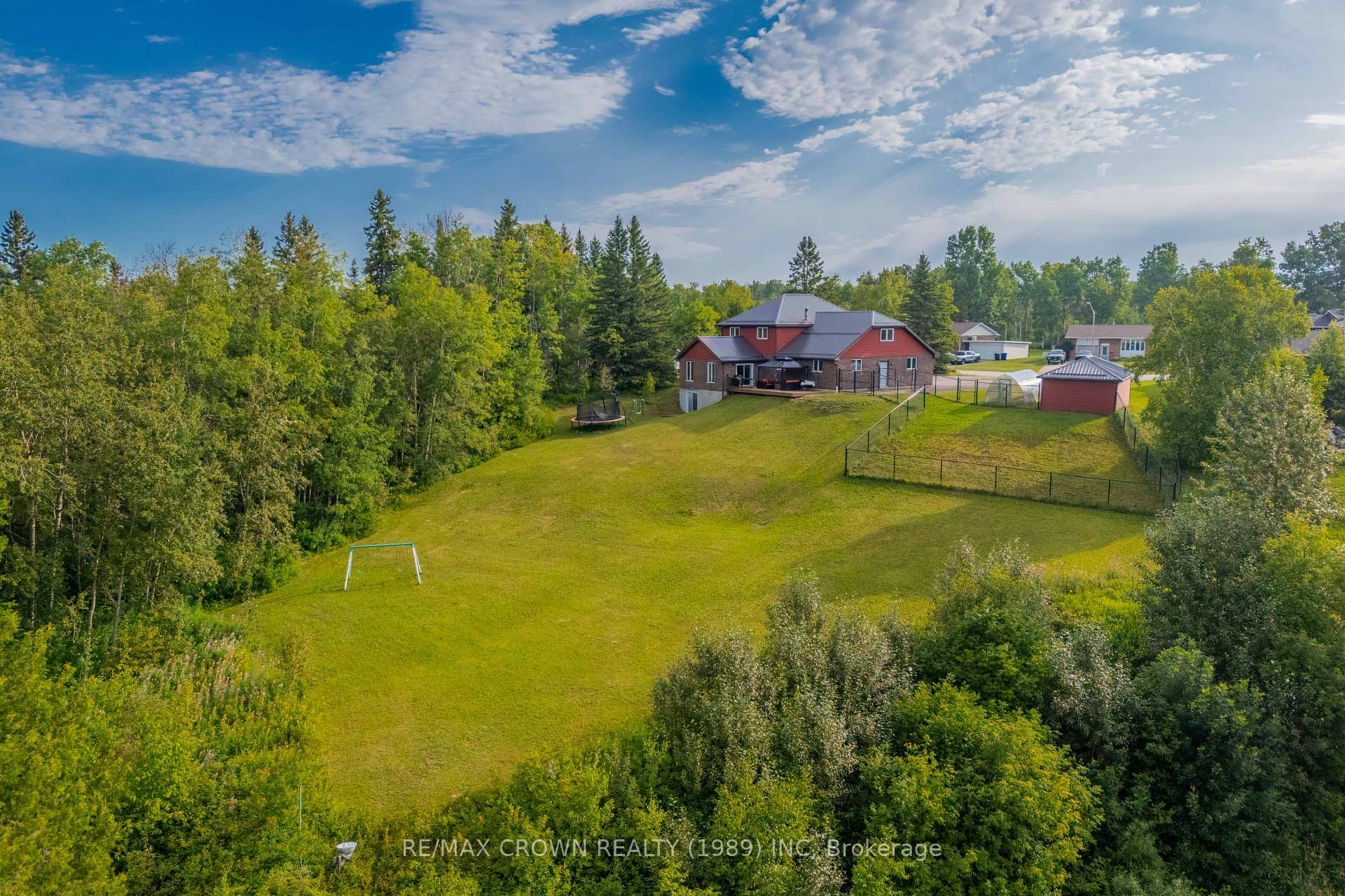 Photo 48 of 64 Kimberly Drive, Kapuskasing — HOMEH