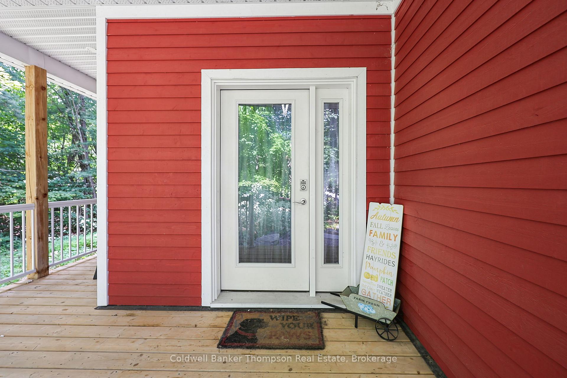 Photo 3 of 1051 Xavier Street, Gravenhurst, Morrison — HOMEH