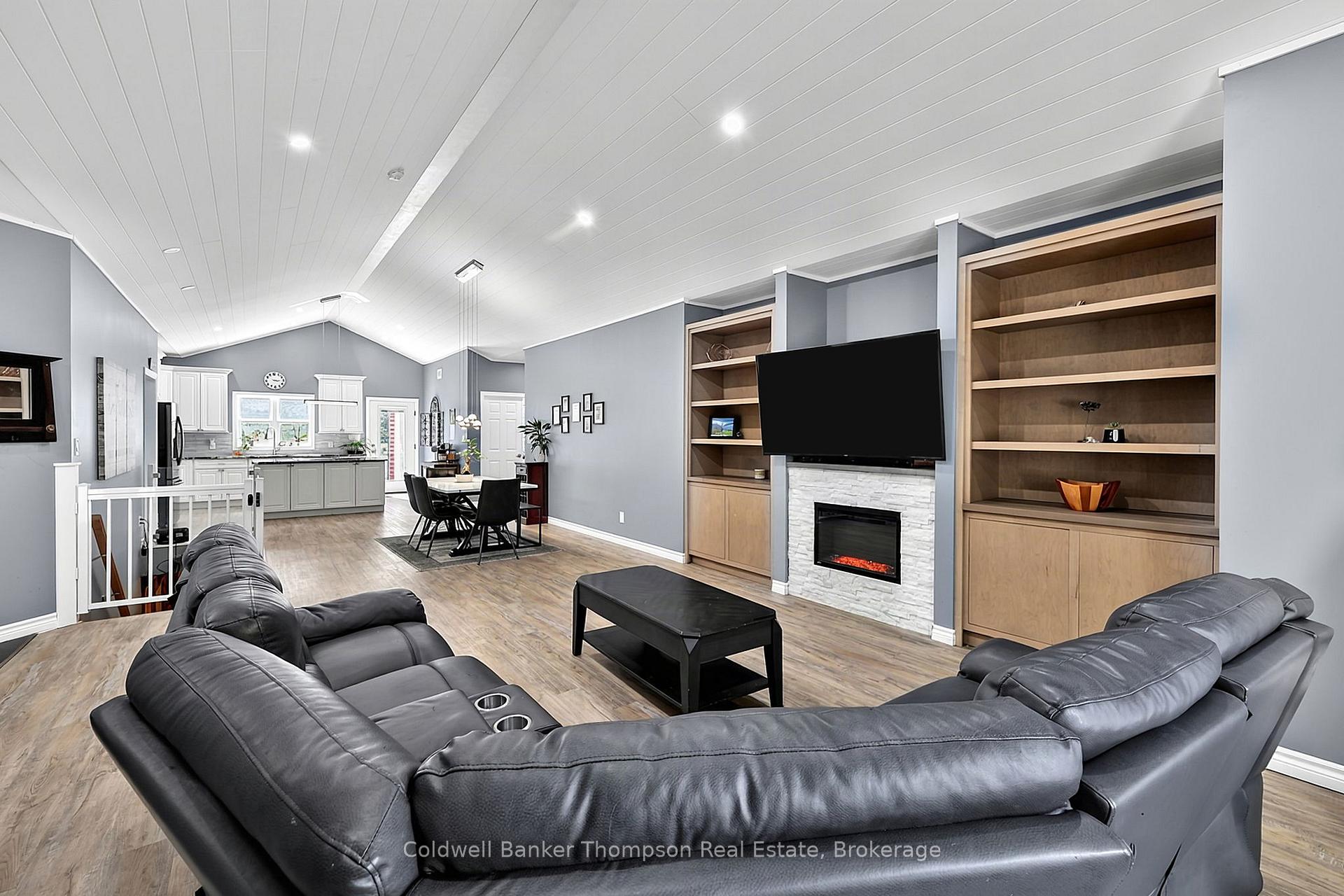 Photo 11 of 1051 Xavier Street, Gravenhurst, Morrison — HOMEH
