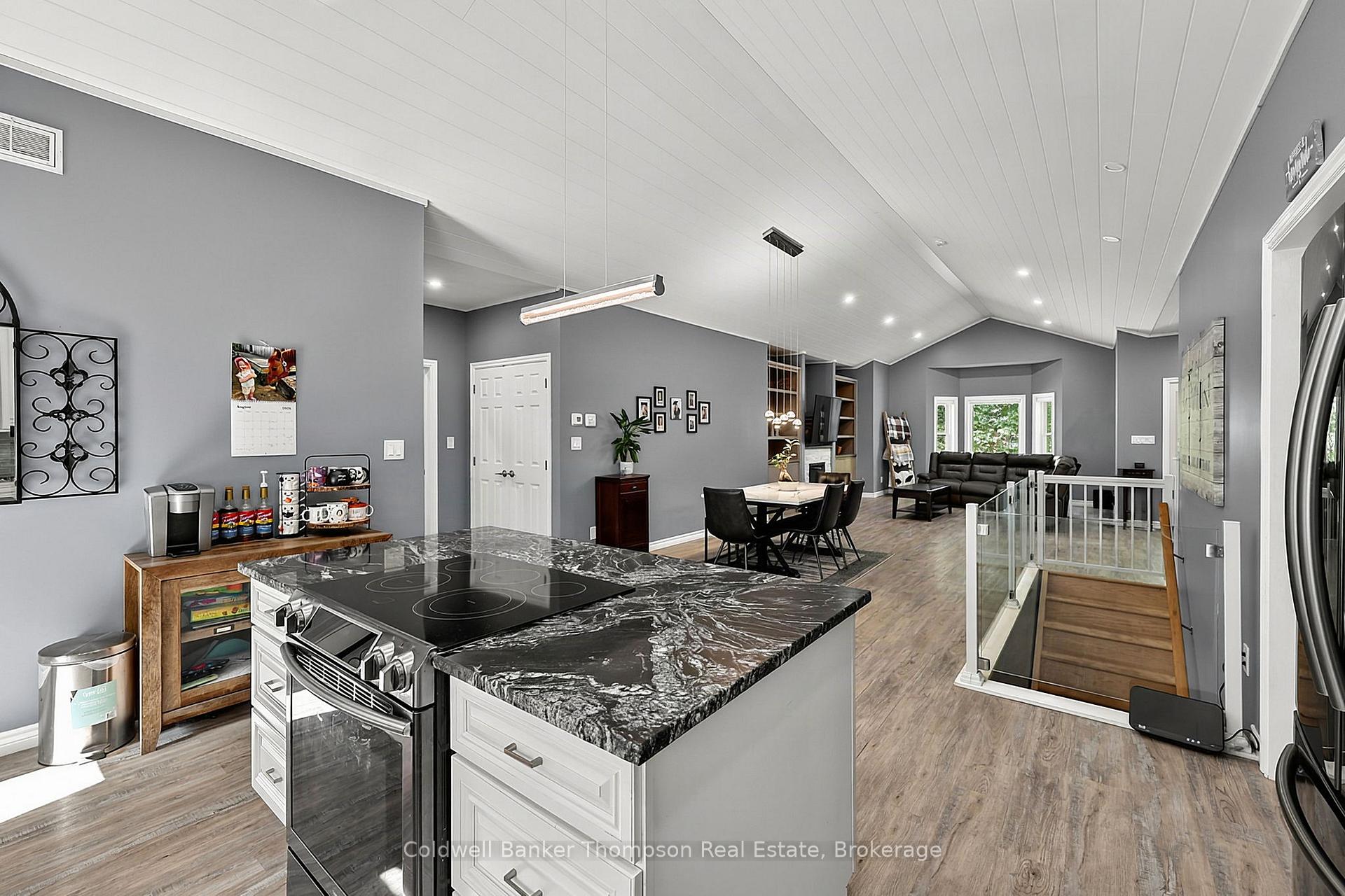 Photo 20 of 1051 Xavier Street, Gravenhurst, Morrison — HOMEH