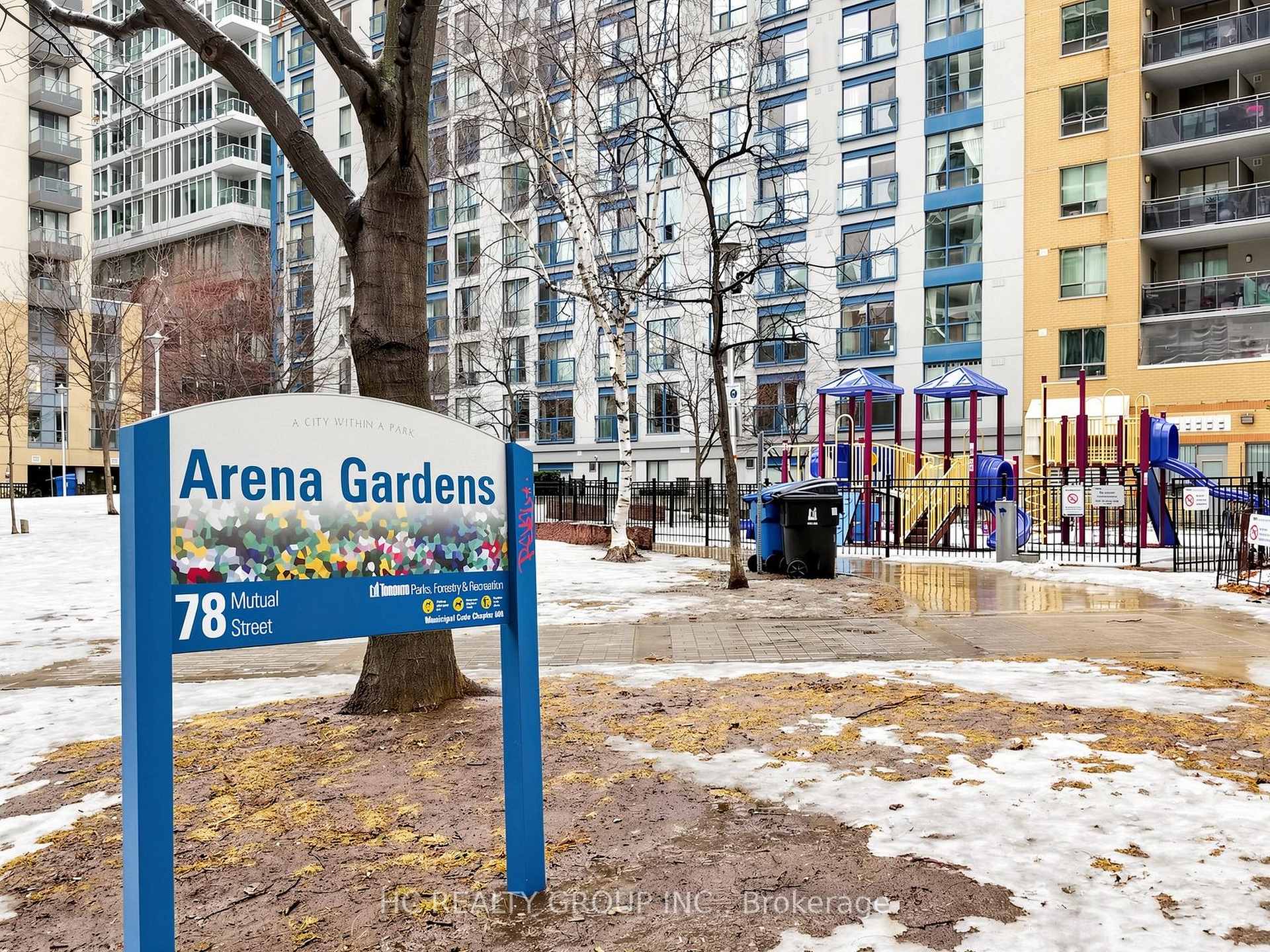Photo 37 of Unit 2703, 77 Mutual Street, Toronto, Church-Yonge Corridor — HOMEH