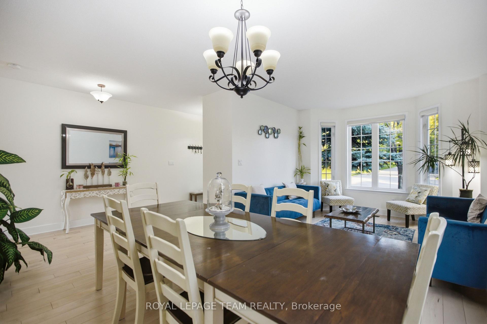Photo 6 of 790 Kilbirnie Drive, Ottawa, Barrhaven - Stonebridge — HOMEH