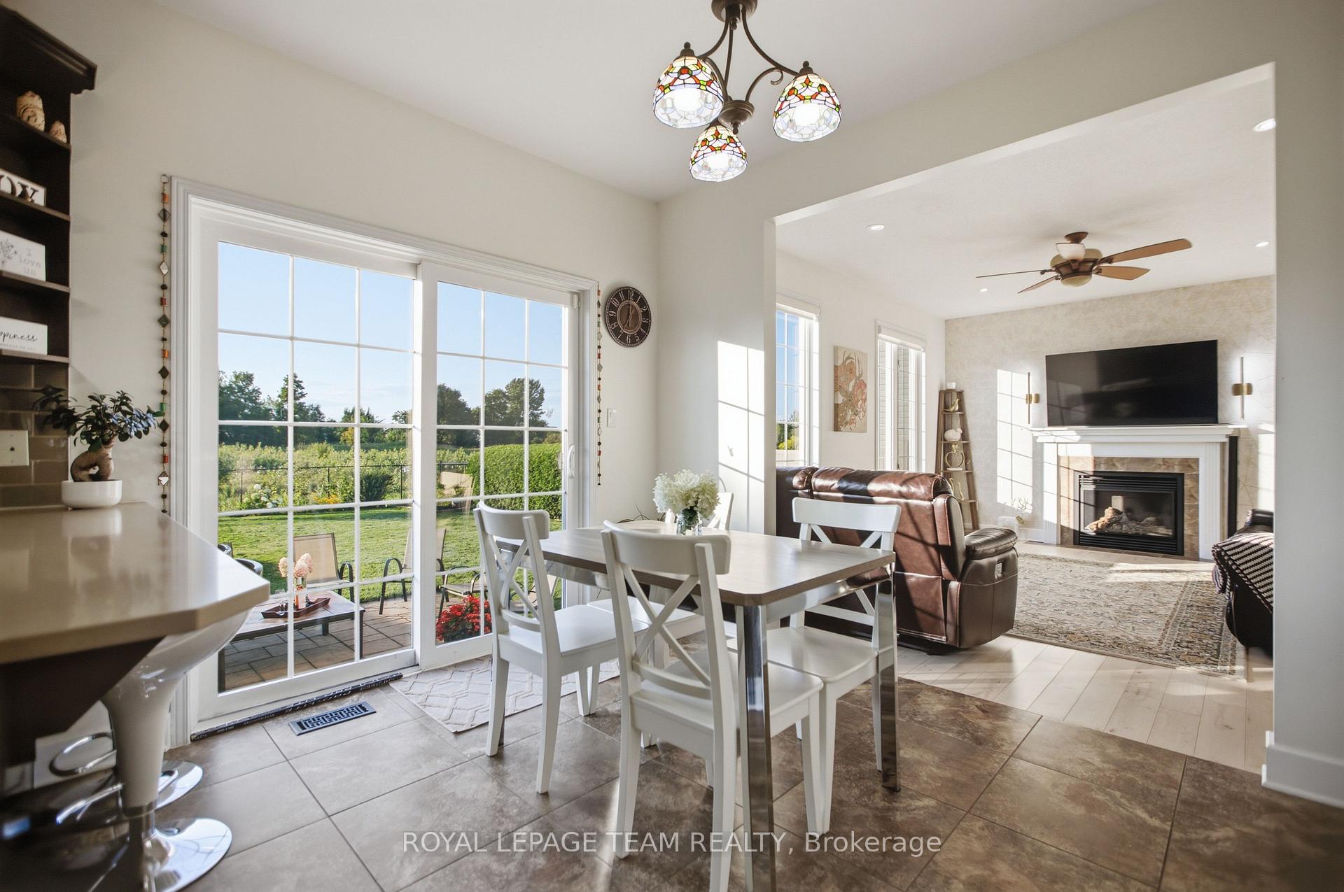 Photo 10 of 790 Kilbirnie Drive, Ottawa, Barrhaven - Stonebridge — HOMEH
