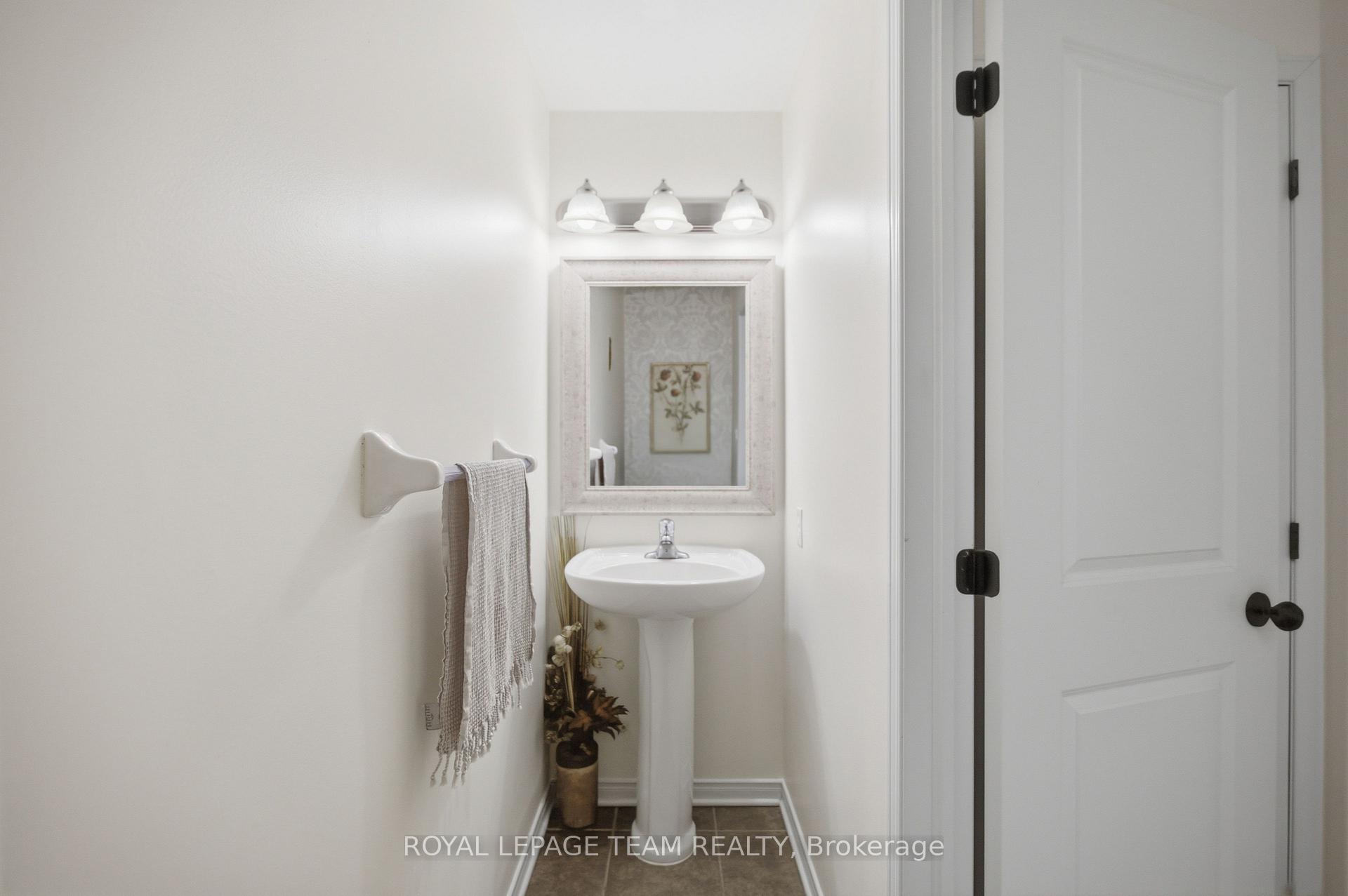 Photo 16 of 790 Kilbirnie Drive, Ottawa, Barrhaven - Stonebridge — HOMEH