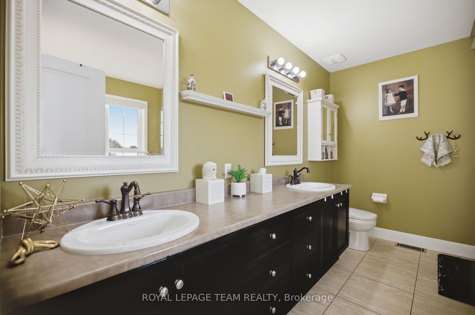 Photo 22 of 790 Kilbirnie Drive, Ottawa, Barrhaven - Stonebridge — HOMEH