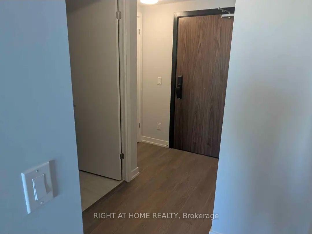 Photo 7 of Unit 211, 201 Brock Street S, Whitby, Downtown Whitby — HOMEH
