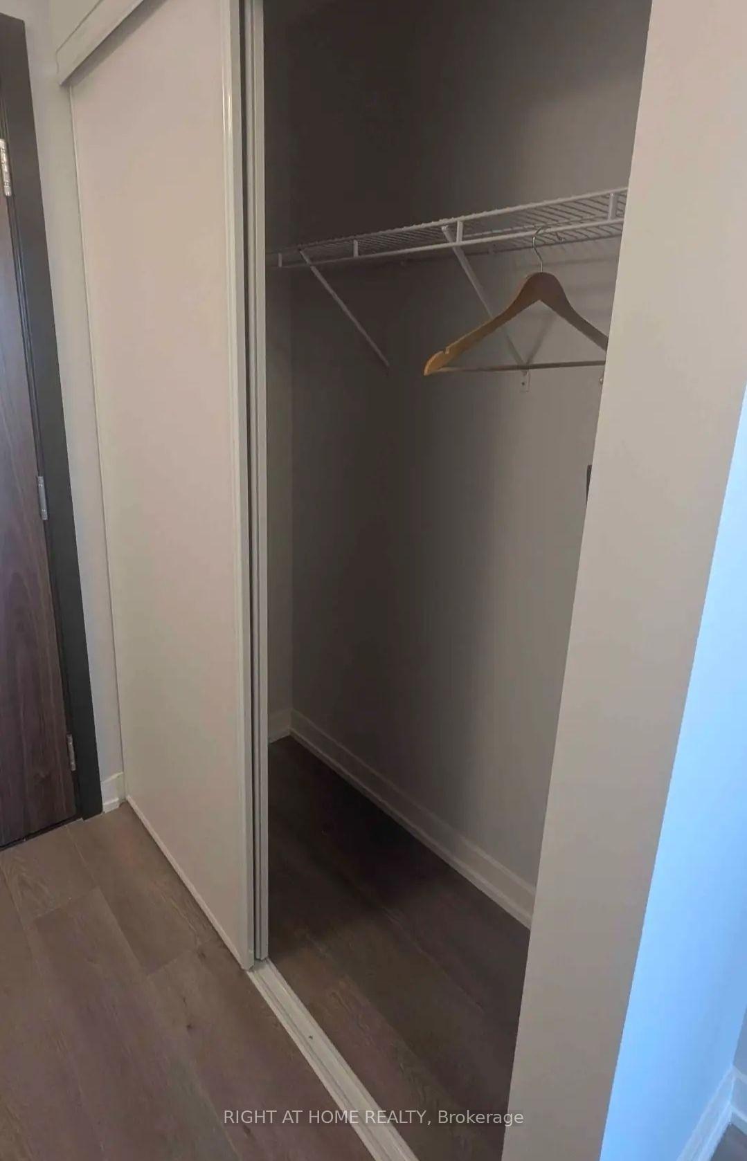 Photo 8 of Unit 211, 201 Brock Street S, Whitby, Downtown Whitby — HOMEH
