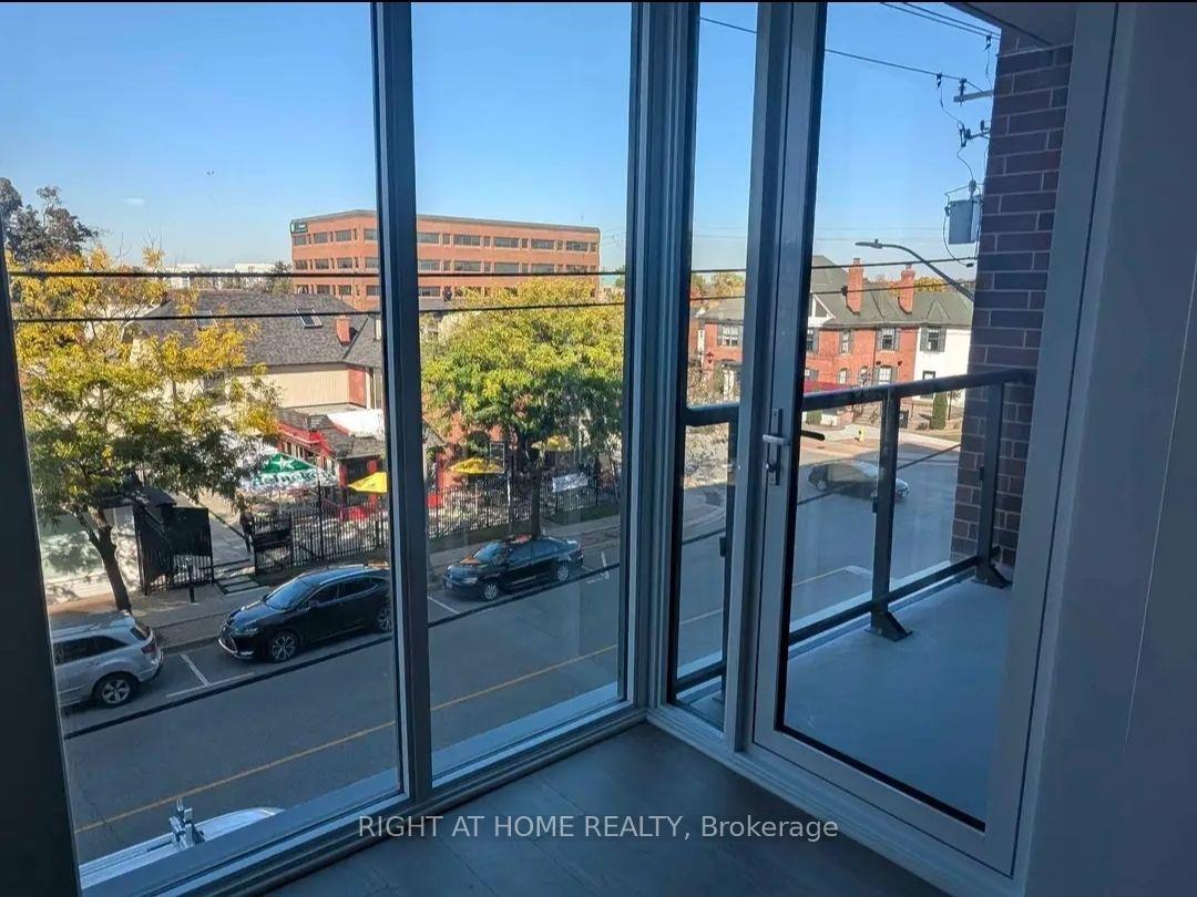 Photo 12 of Unit 211, 201 Brock Street S, Whitby, Downtown Whitby — HOMEH