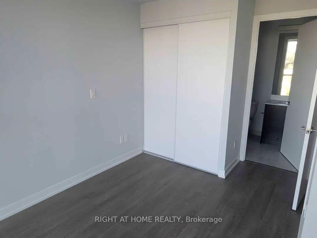 Photo 16 of Unit 211, 201 Brock Street S, Whitby, Downtown Whitby — HOMEH