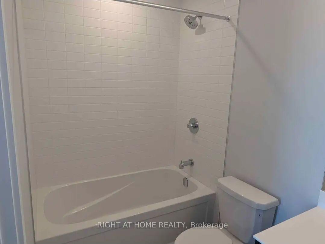 Photo 18 of Unit 211, 201 Brock Street S, Whitby, Downtown Whitby — HOMEH
