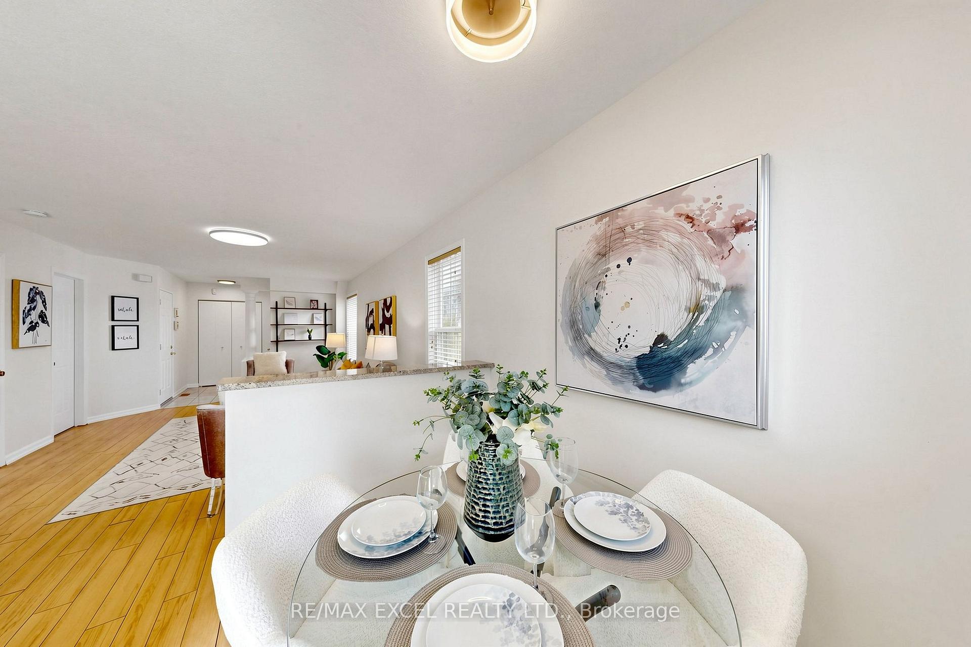 Photo 8 of 548 Mariner Drive, Waterloo, Colonial Acres — HOMEH