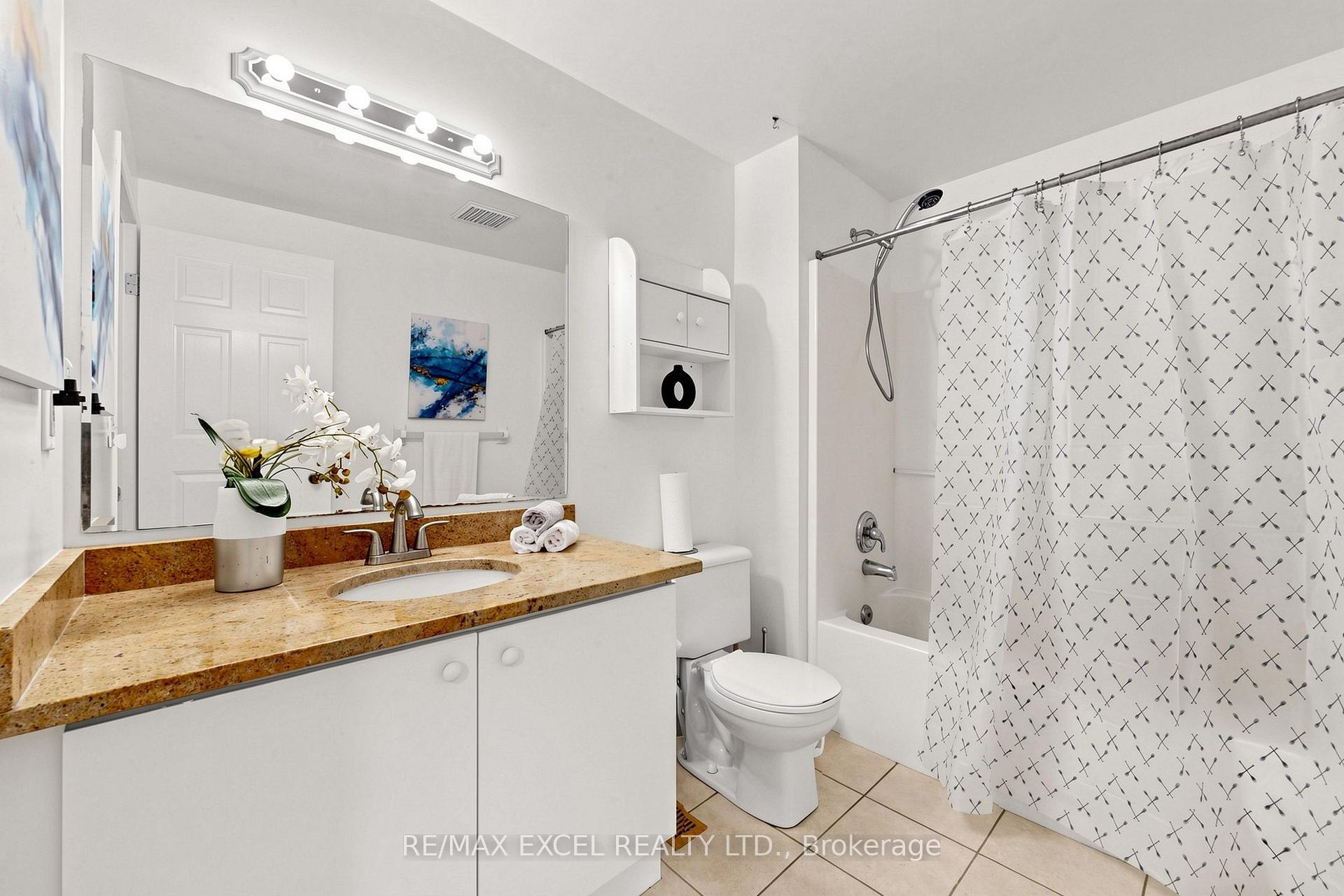Photo 16 of 548 Mariner Drive, Waterloo, Colonial Acres — HOMEH