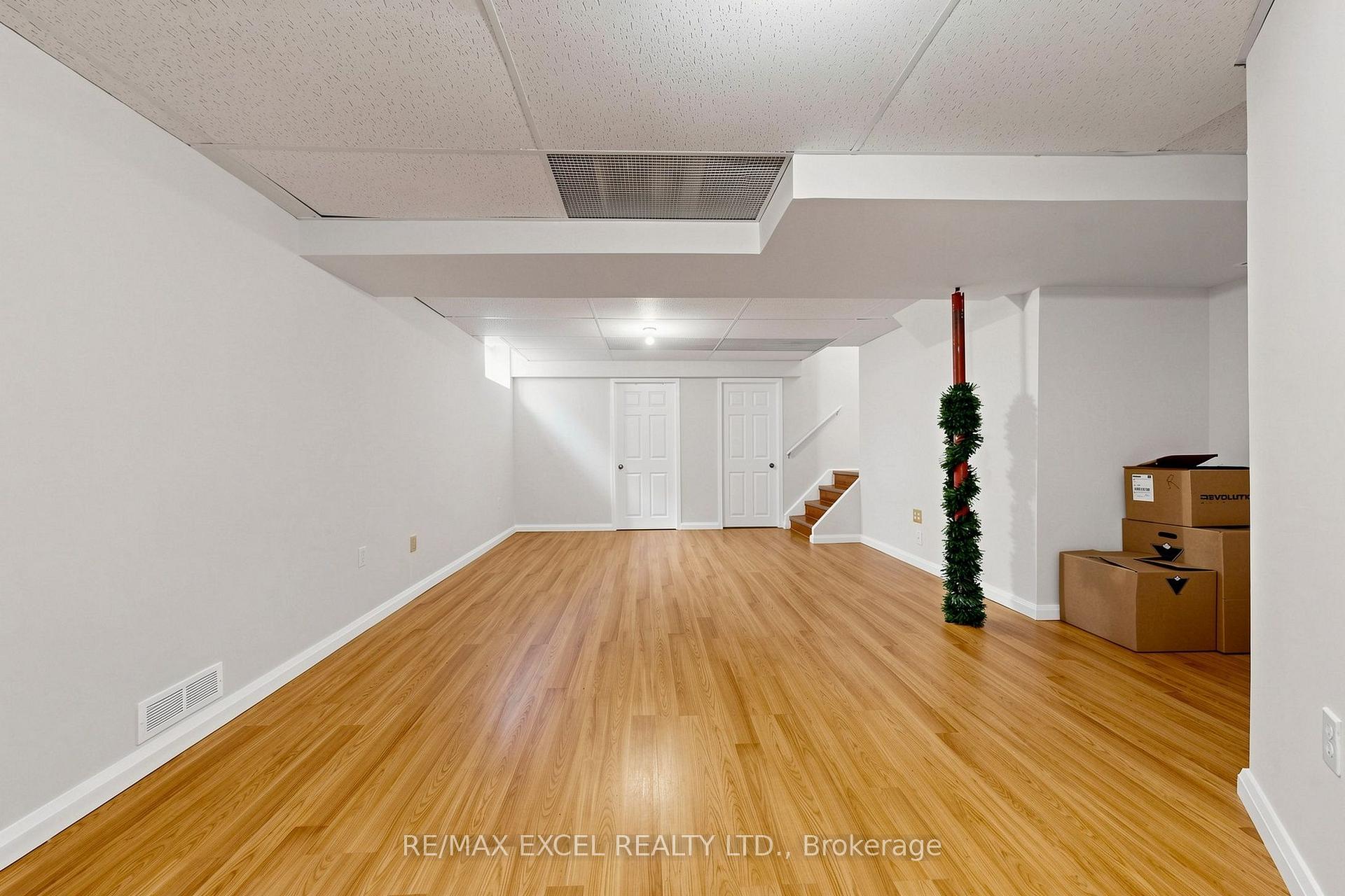 Photo 25 of 548 Mariner Drive, Waterloo, Colonial Acres — HOMEH