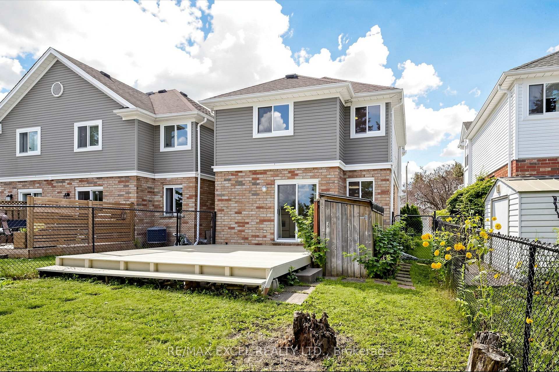 Photo 33 of 548 Mariner Drive, Waterloo, Colonial Acres — HOMEH
