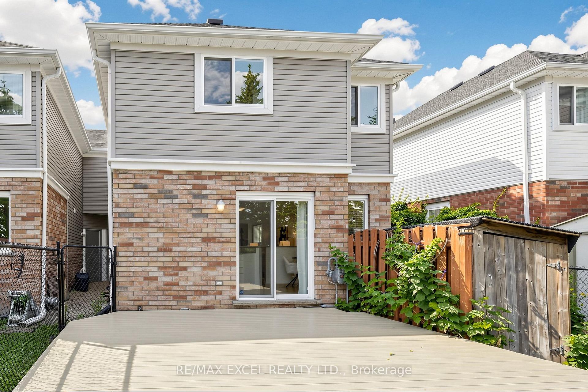 Photo 35 of 548 Mariner Drive, Waterloo, Colonial Acres — HOMEH