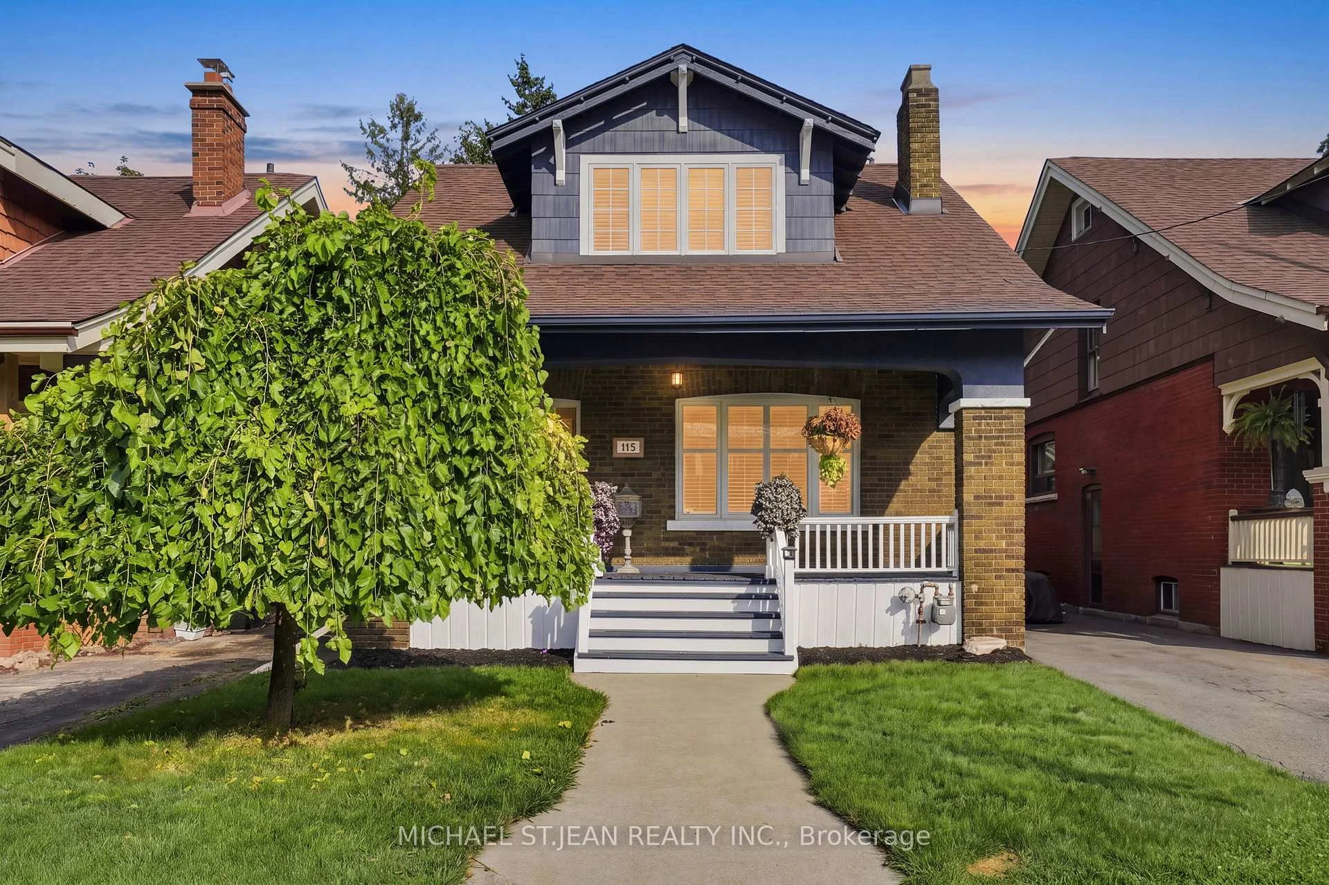 Front of 115 Kensington Avenue S