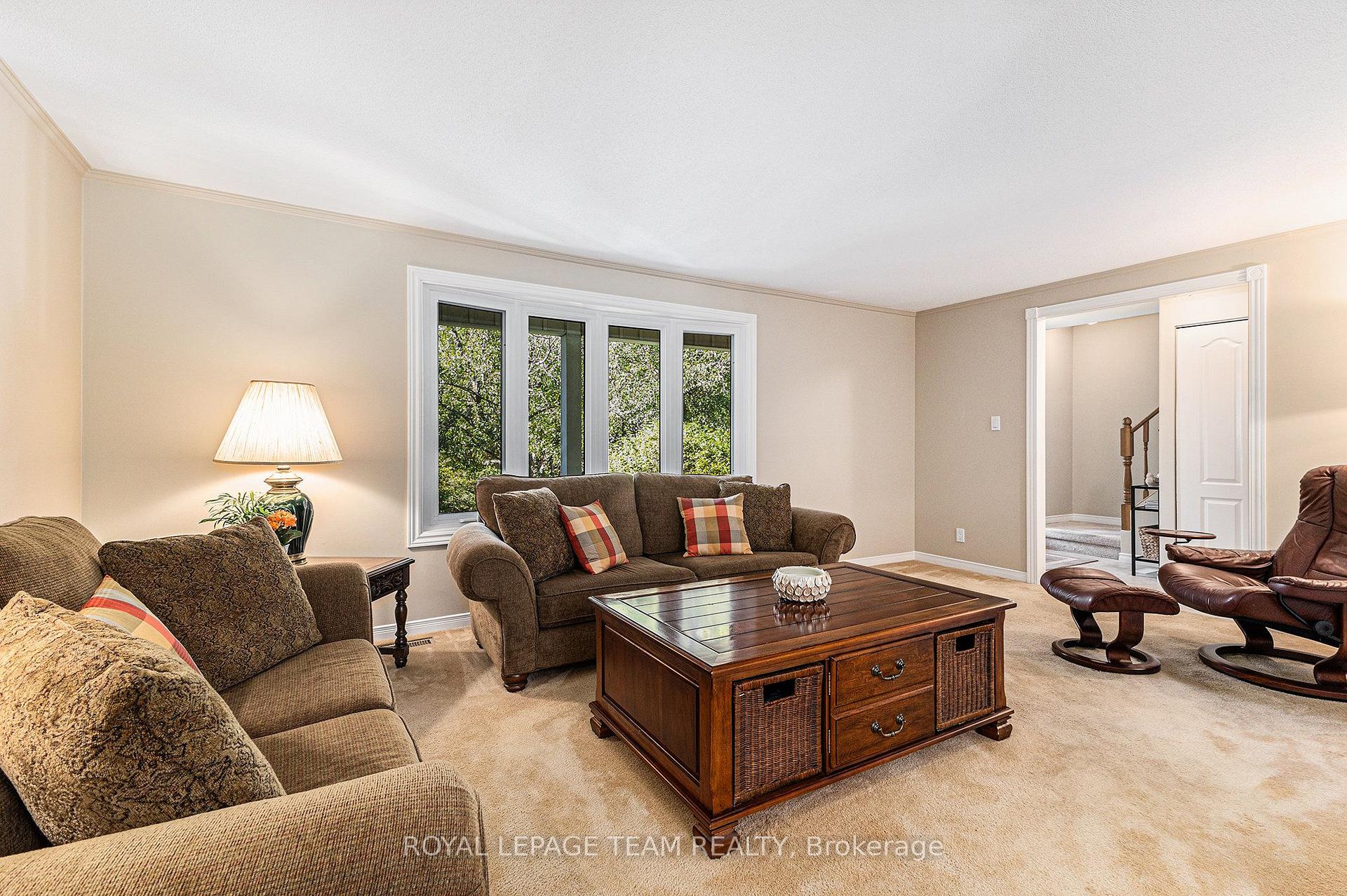 Photo 8 of 23 Chanonhouse Drive, Ottawa, Richmond — HOMEH