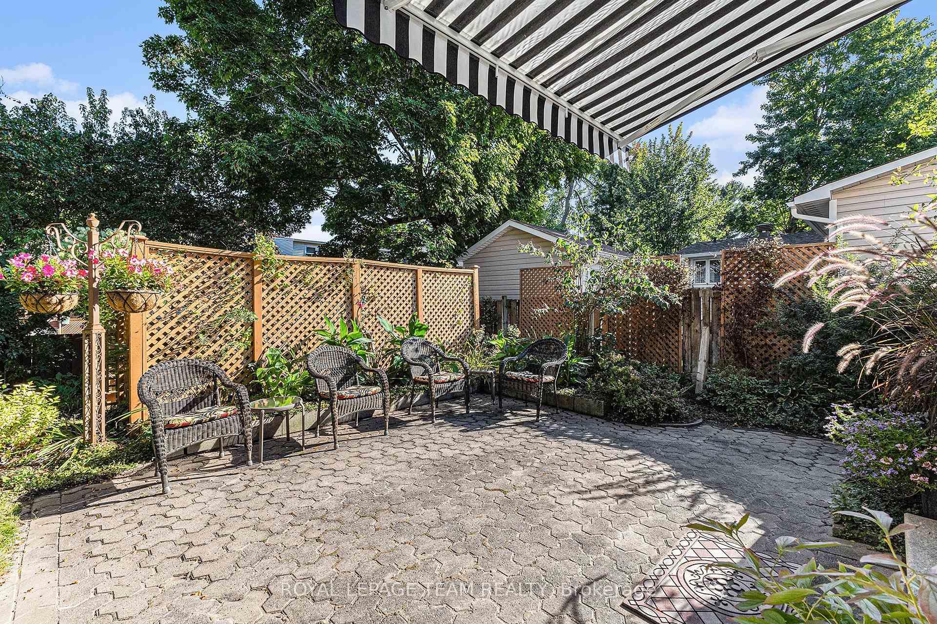 Photo 26 of 23 Chanonhouse Drive, Ottawa, Richmond — HOMEH