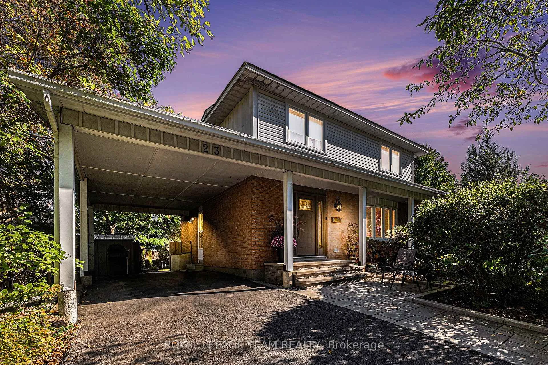Photo 3 of 23 Chanonhouse Drive, Ottawa, Richmond — HOMEH