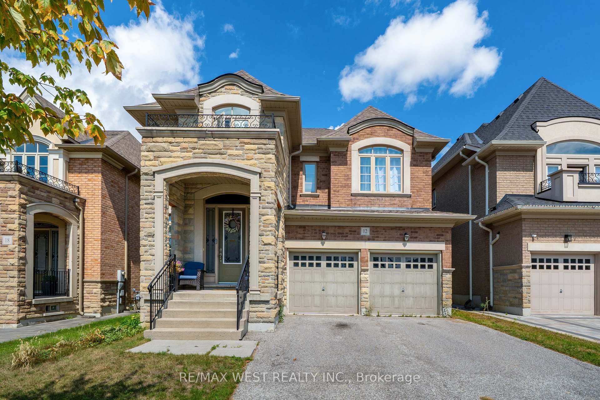 Photo 1 of 12 Oldham Street, Vaughan, Vellore Village — HOMEH
