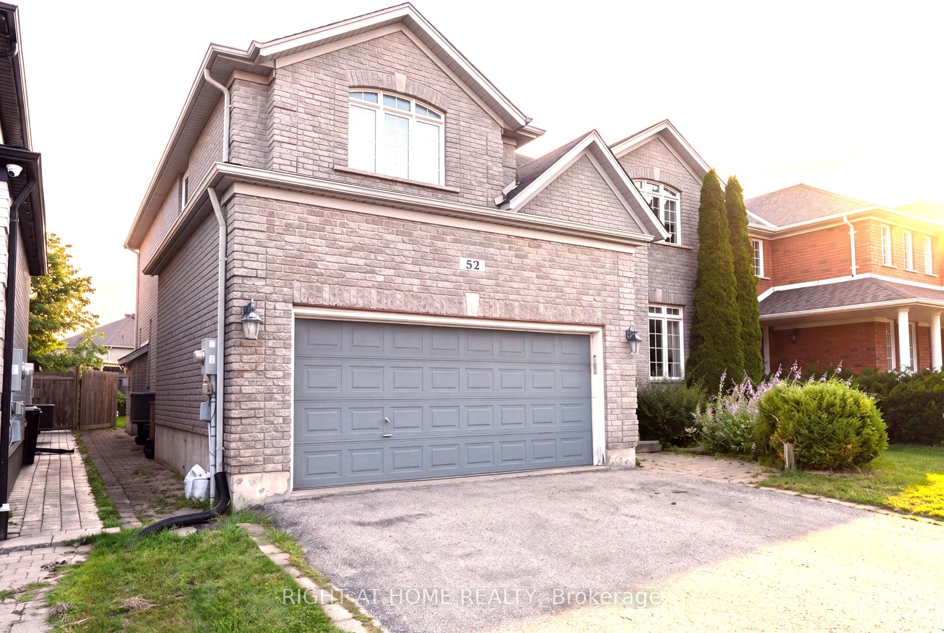 Photo 2 of 52 Prince William Way, Barrie, Innis-Shore — HOMEH