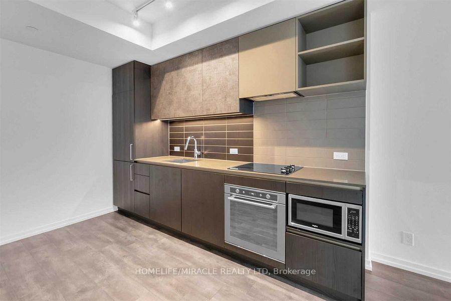 Photo 5 of Unit 2001, 1000 Portage Parkway, Vaughan, Vaughan Corporate Centre — HOMEH