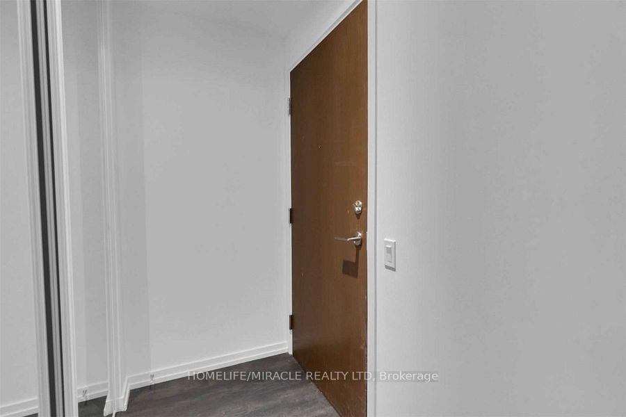 Photo 16 of Unit 2001, 1000 Portage Parkway, Vaughan, Vaughan Corporate Centre — HOMEH