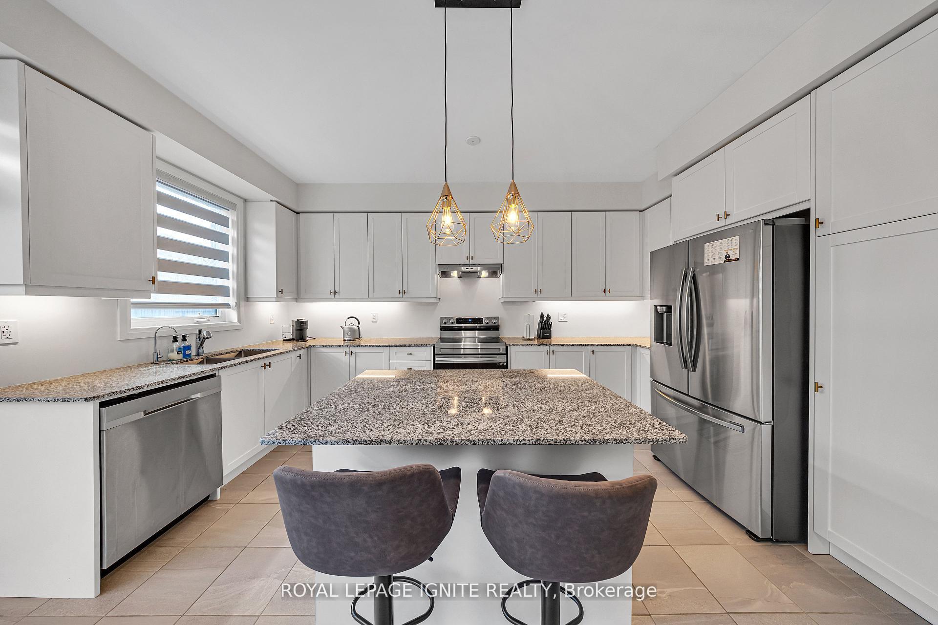 Photo 12 of 163 Spitfire Drive, Hamilton, Mount Hope — HOMEH