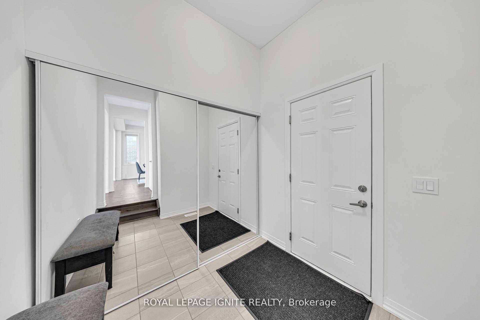 Photo 18 of 163 Spitfire Drive, Hamilton, Mount Hope — HOMEH