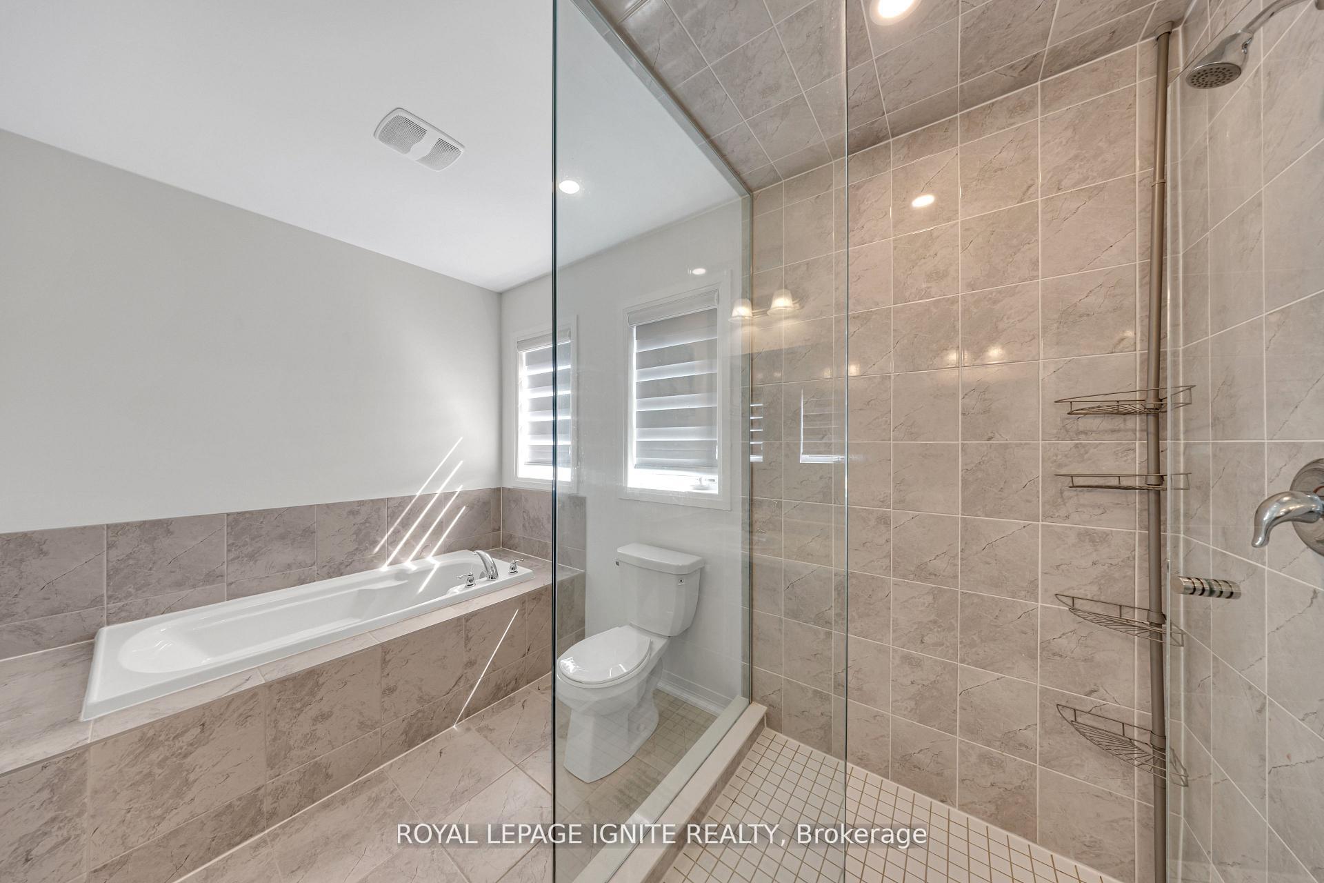 Photo 32 of 163 Spitfire Drive, Hamilton, Mount Hope — HOMEH