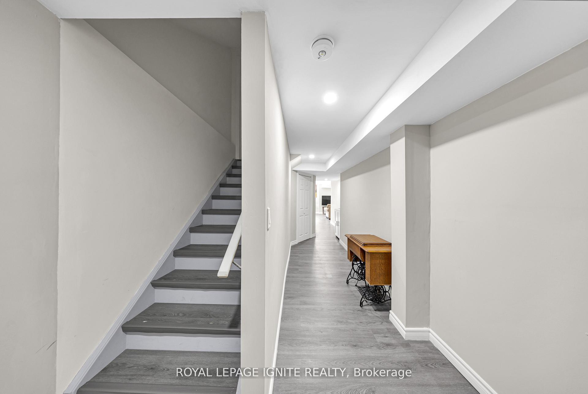 Photo 36 of 163 Spitfire Drive, Hamilton, Mount Hope — HOMEH