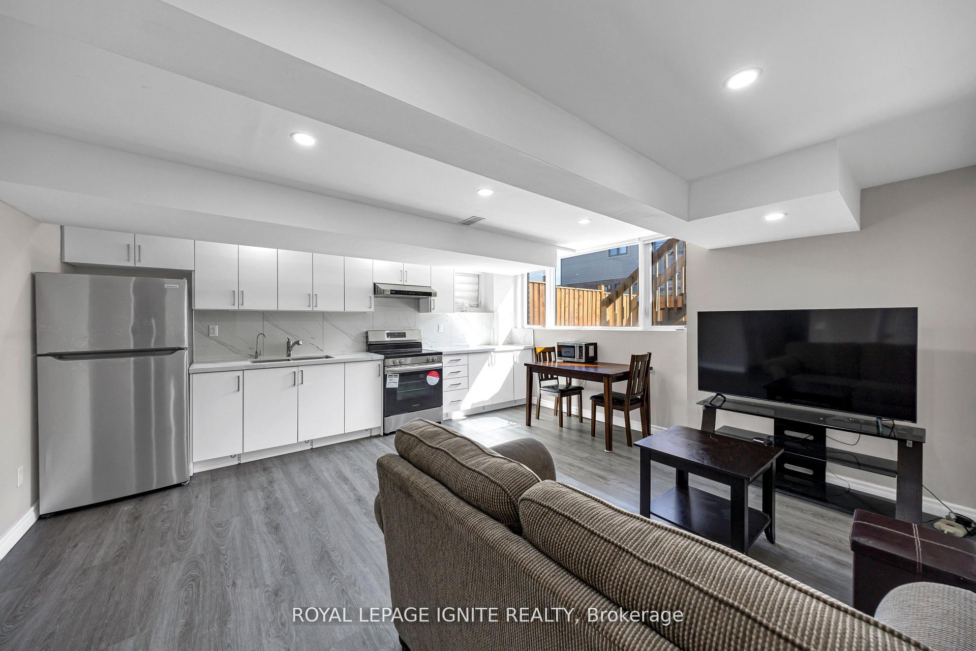 Photo 39 of 163 Spitfire Drive, Hamilton, Mount Hope — HOMEH