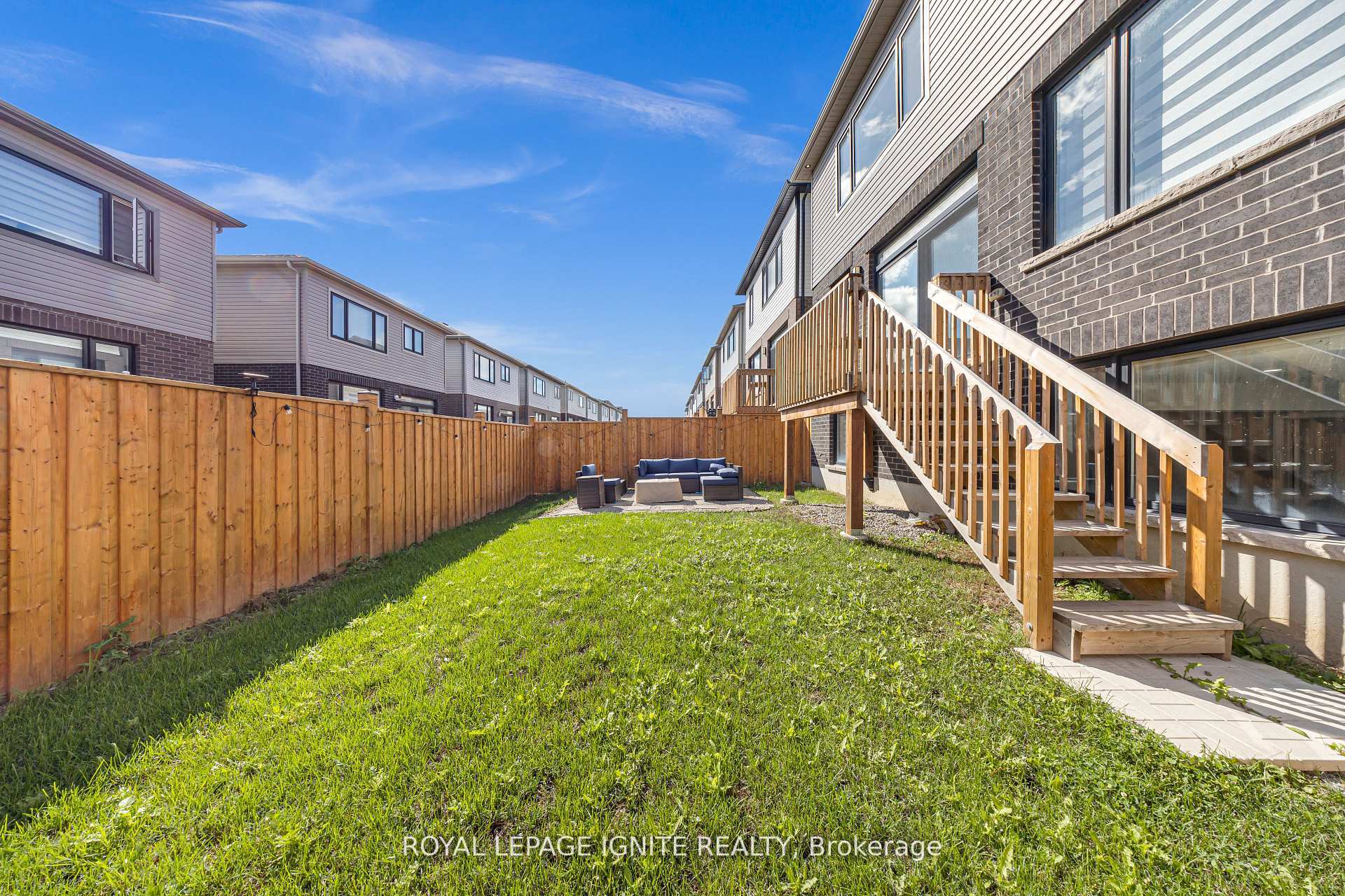 Photo 45 of 163 Spitfire Drive, Hamilton, Mount Hope — HOMEH