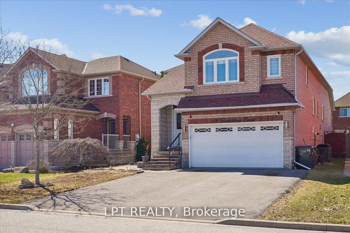 Photo 2 of 19 Terrastone Court, Caledon, Bolton West — HOMEH