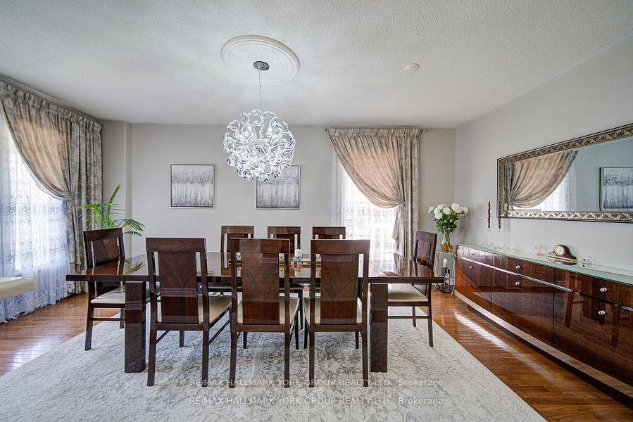 Photo 6 of 26 Regalia Way, Barrie, Innis-Shore — HOMEH