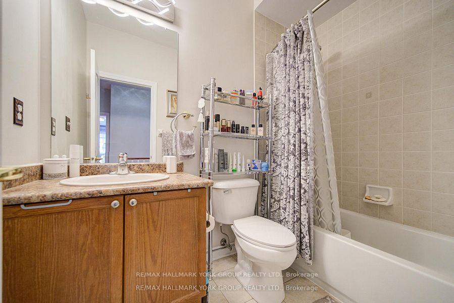 Photo 20 of 26 Regalia Way, Barrie, Innis-Shore — HOMEH