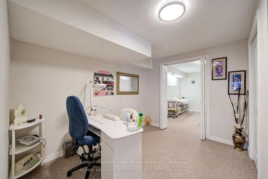 Photo 30 of 26 Regalia Way, Barrie, Innis-Shore — HOMEH