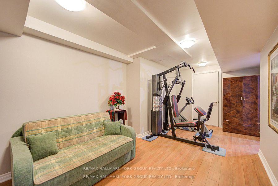 Photo 32 of 26 Regalia Way, Barrie, Innis-Shore — HOMEH