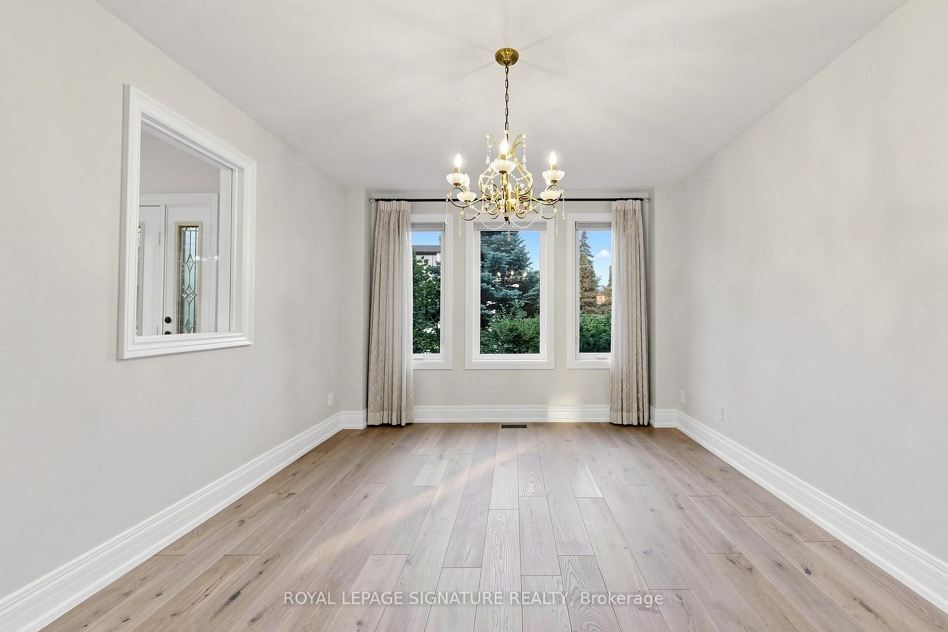 Photo 3 of 374 Vaughan Mills Road, Vaughan, Islington Woods — HOMEH