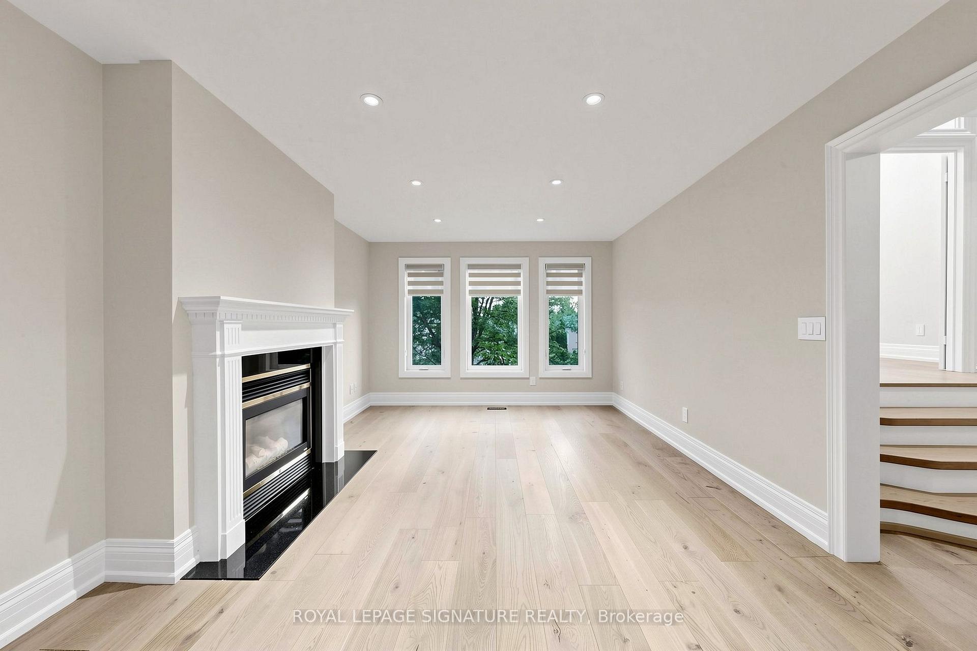 Photo 7 of 374 Vaughan Mills Road, Vaughan, Islington Woods — HOMEH