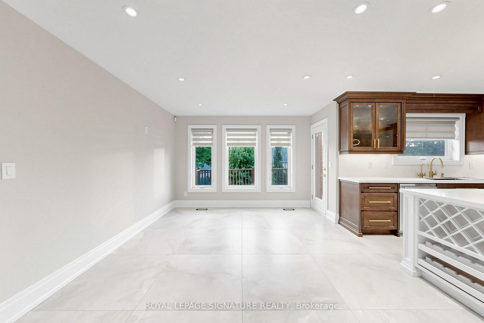 Photo 8 of 374 Vaughan Mills Road, Vaughan, Islington Woods — HOMEH