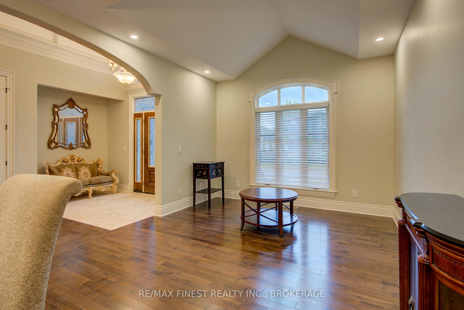 Photo 6 of 43 Crerar Boulevard, Kingston, City SouthWest — HOMEH