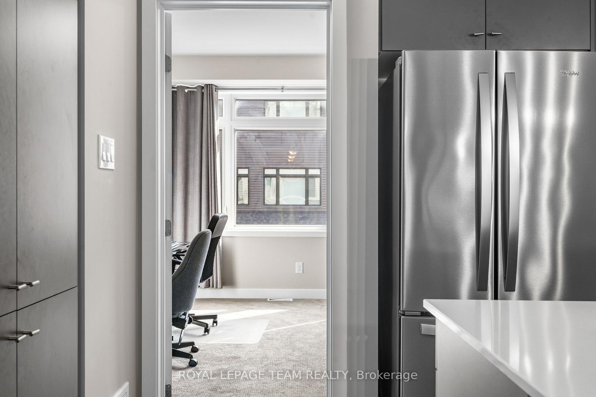 Photo 16 of Unit 32, 538 Crescendo Private, Ottawa, Riverside South/Gloucester Glen — HOMEH