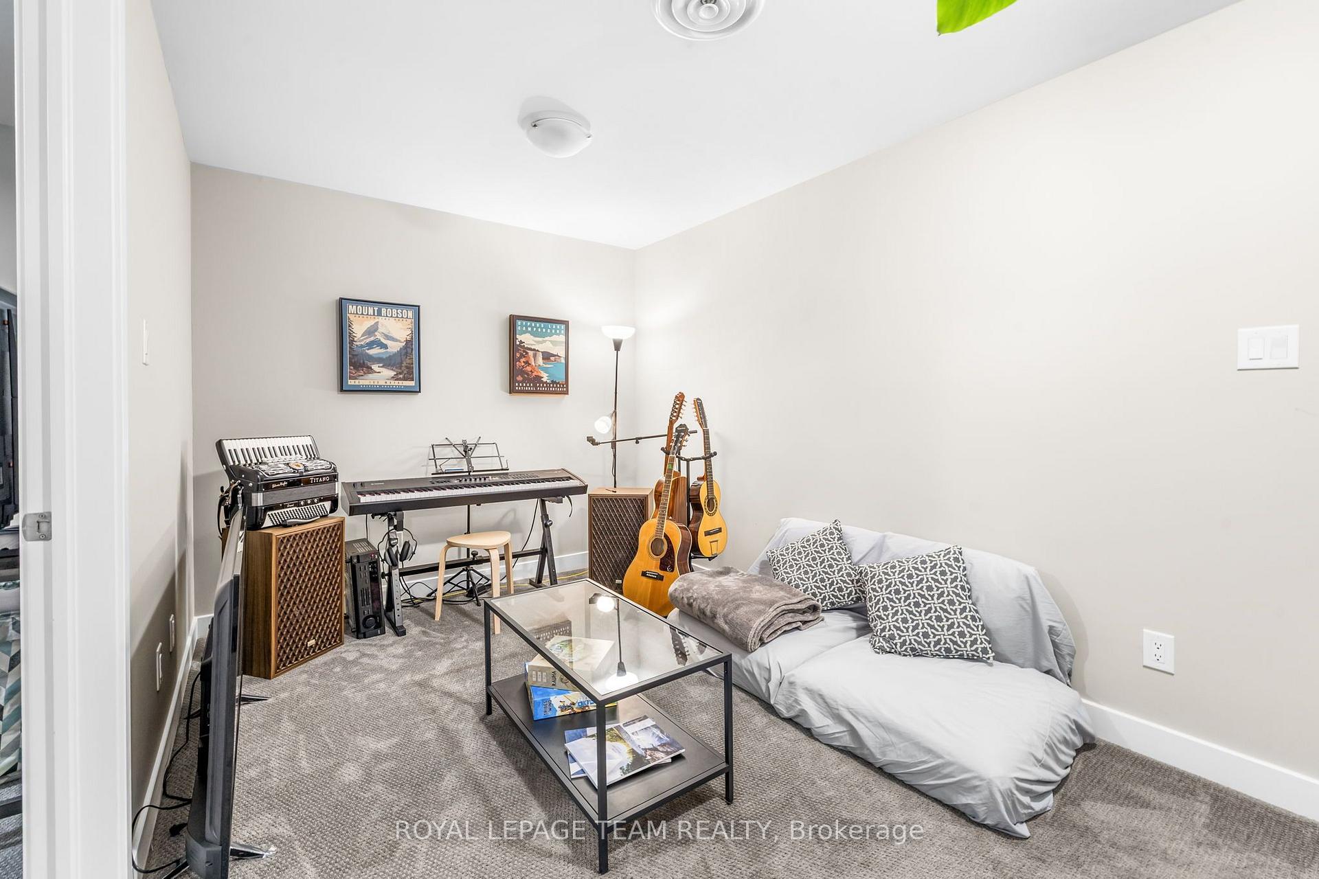 Photo 25 of Unit 32, 538 Crescendo Private, Ottawa, Riverside South/Gloucester Glen — HOMEH