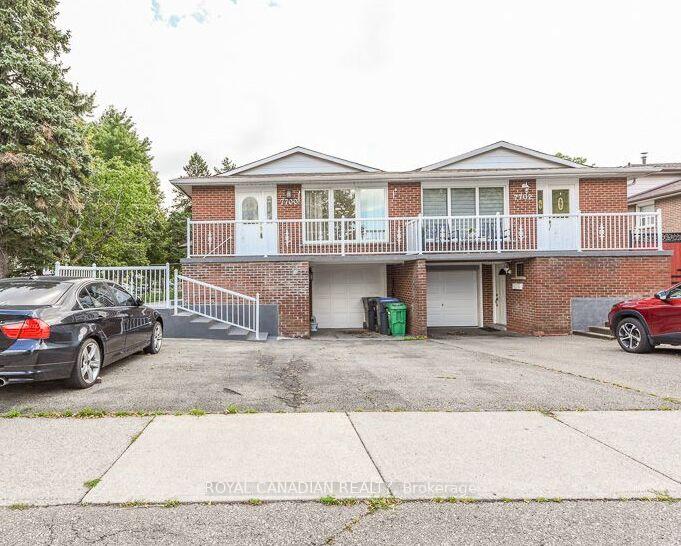 Photo 1 of 7700 Kittridge Drive, Mississauga, Malton — HOMEH
