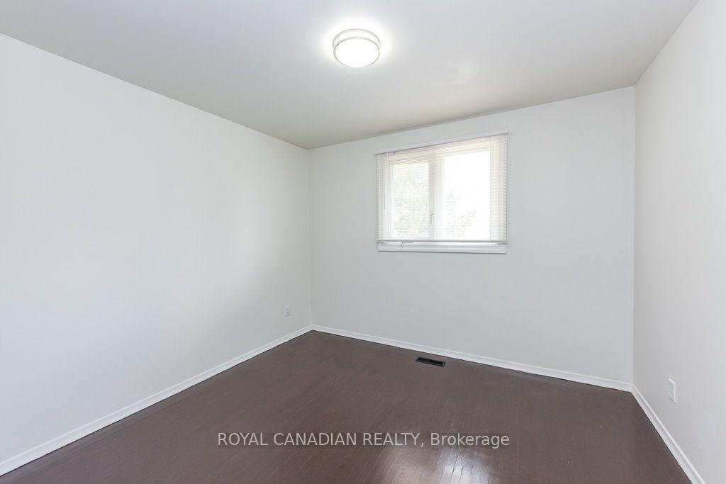 Photo 25 of 7700 Kittridge Drive, Mississauga, Malton — HOMEH